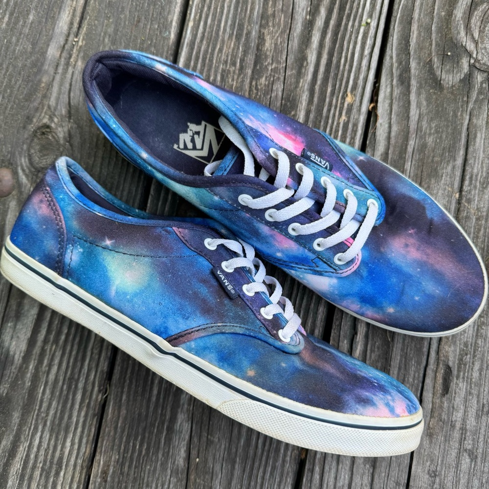 Vans Shoes Womens 8.5 Galaxy Cosmic Lace Up Skate Sneakers Groovy Blue Pink